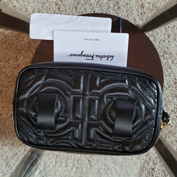 Salvatore Ferragamo QUILTED GANCINI BELT BAG - Picture 5 of 16